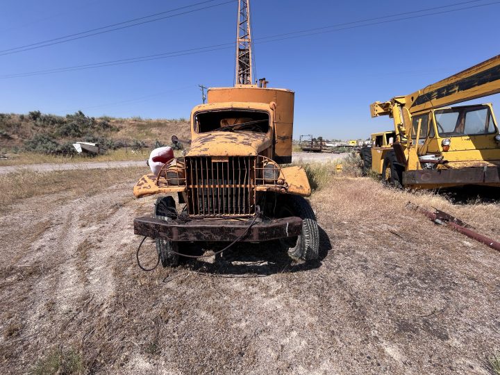 Crane Truck - Image 10