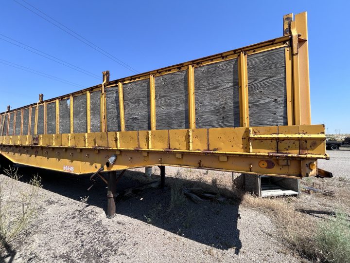 1977 Utility Semi Trailer