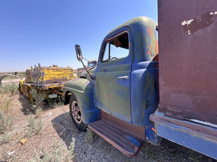 1955 International Truck - Image 4