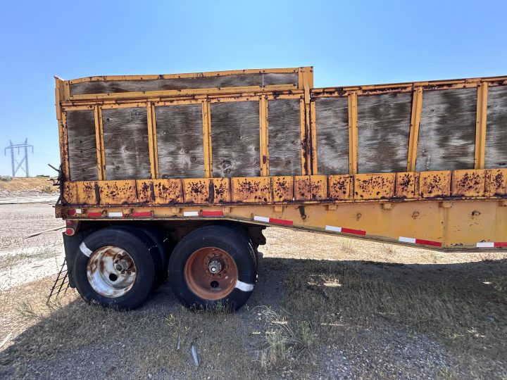 1976 Utility Semi Trailer - Image 2