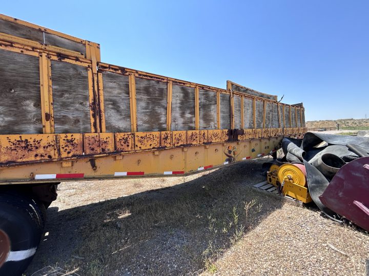 1976 Utility Semi Trailer