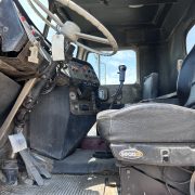 1975 Freight Liner Truck - Image 7